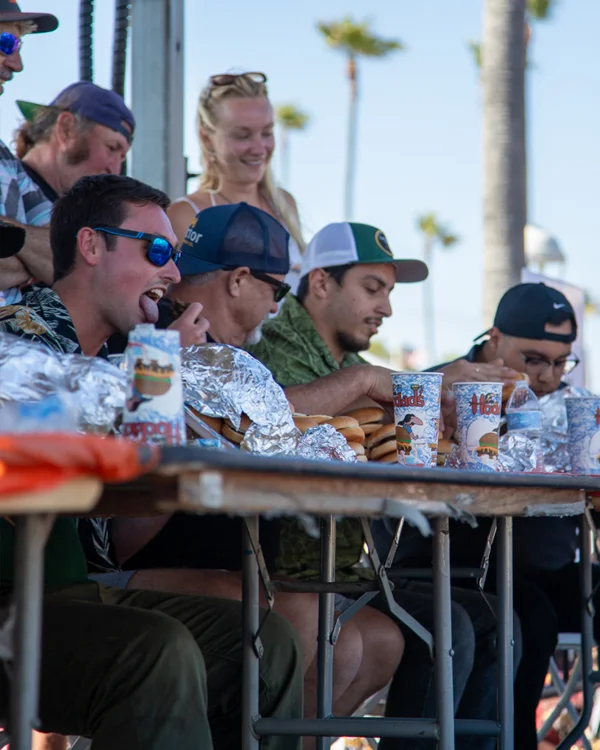 Hodad's Burger Eating Contest