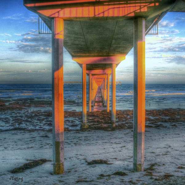 OB Pier Photo by Joe Ewing