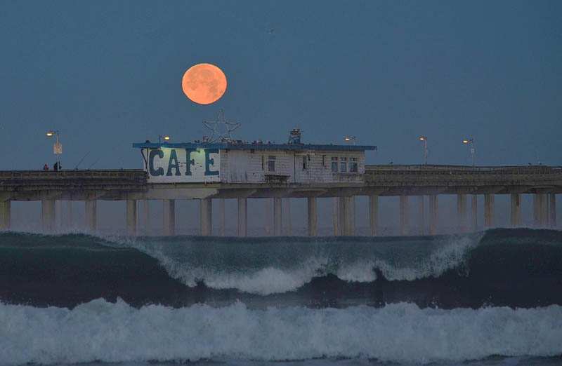 OB Pier Photo by Jim Grant