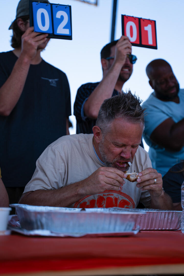 Photo of: Dirty Birds Wing Eating Contest