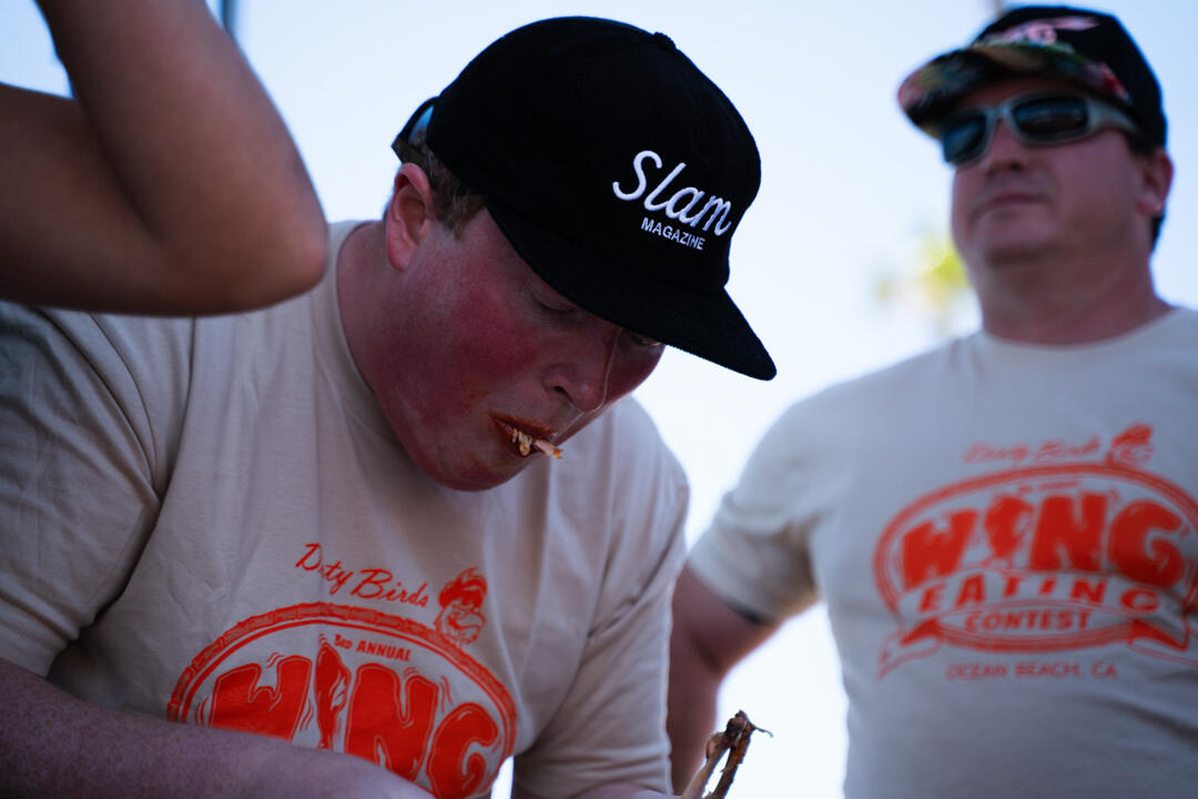 Photo of: Dirty Birds Wing Eating Contest