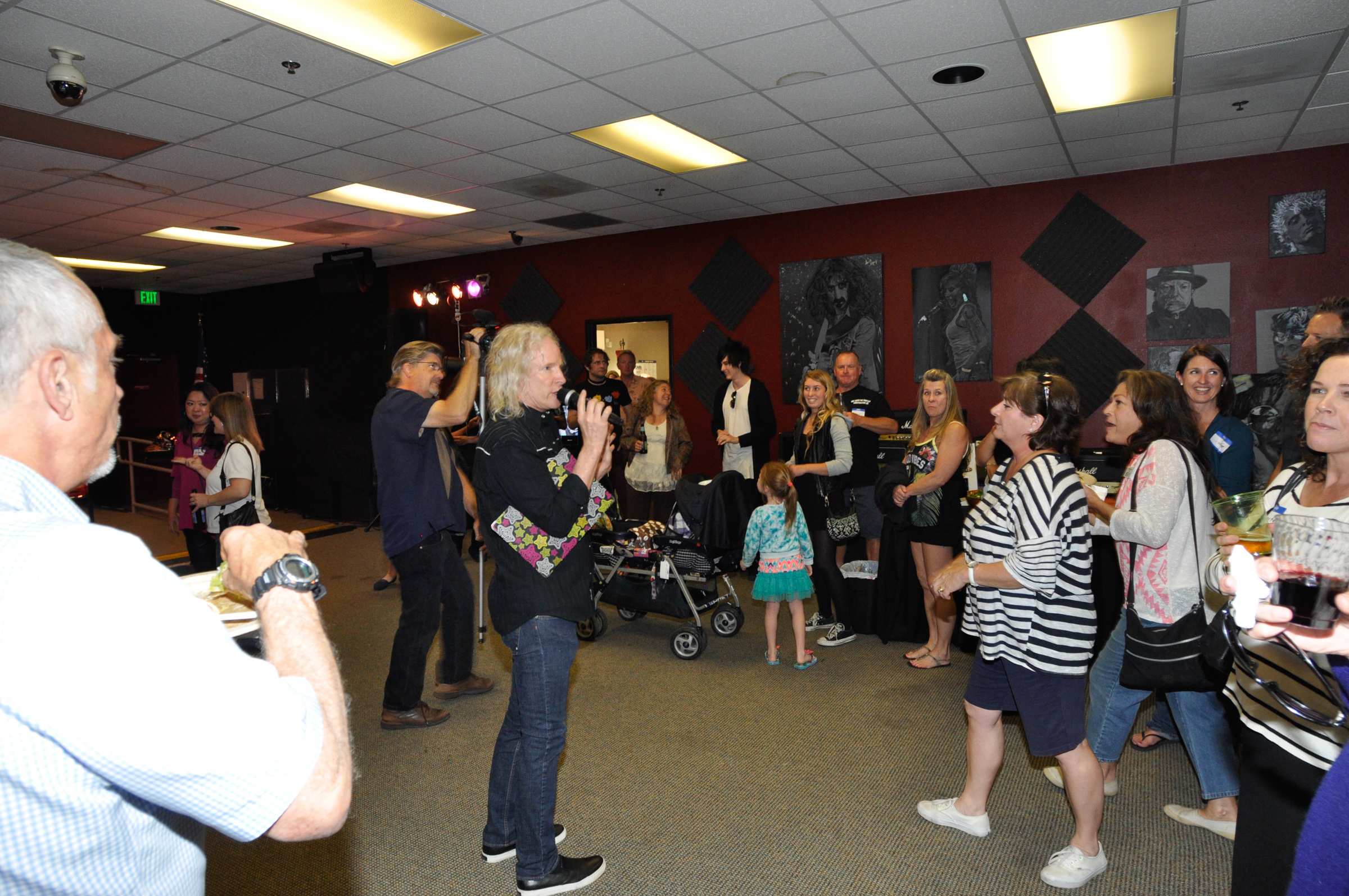 Photo of: OBMA Member Event: Sundowner at Rock and Roll San Diego with Four Seasons and Pizza Port