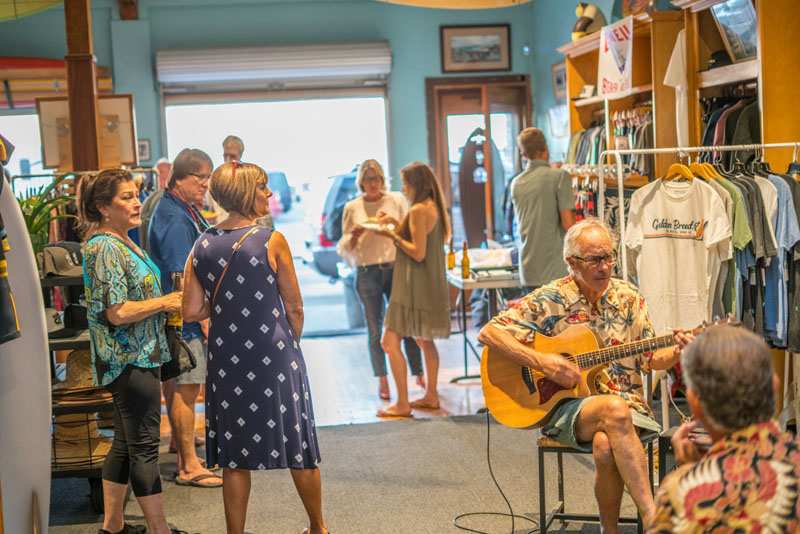 Photo of: OBMA Member Event: October 2017 Sundowner at Bird's Surf Shed with Catrina Russell and Surf Rider Pizza Co