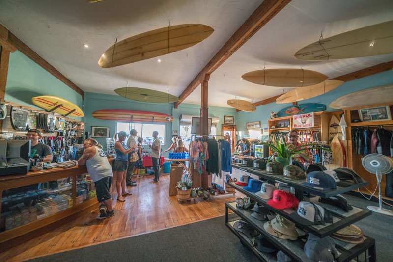 Photo of: OBMA Member Event: October 2017 Sundowner at Bird's Surf Shed with Catrina Russell and Surf Rider Pizza Co