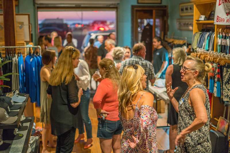 Photo of: OBMA Member Event: October 2017 Sundowner at Bird's Surf Shed with Catrina Russell and Surf Rider Pizza Co