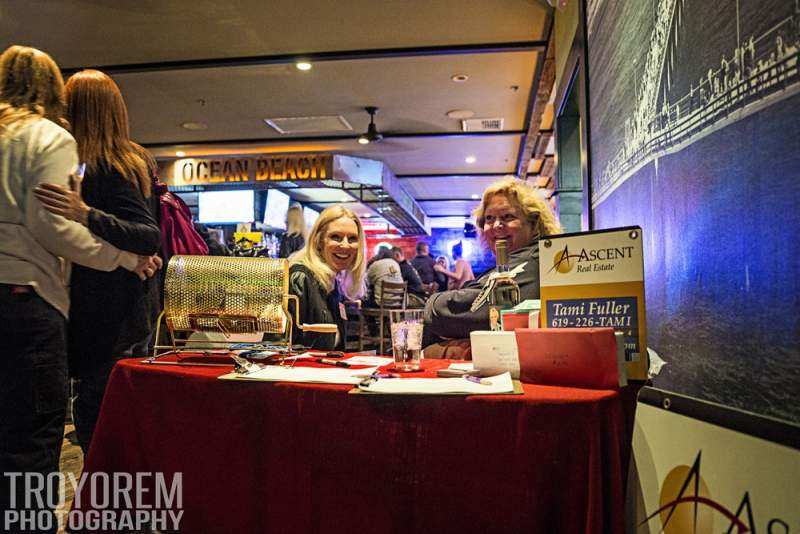 Photo of: Tami Fuller's Real Estate Team and Wonderland Ocean Pub host an OBMA Sundowner, Jan. 2014